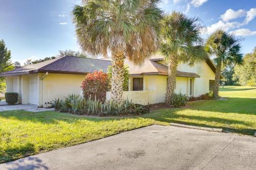 Pet-Friendly Lakeland Condo with Screened Porch! Pet-Friendly Lakeland Condo with Screened Porch!