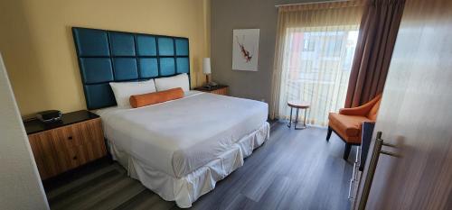 room detail thumbnail 0