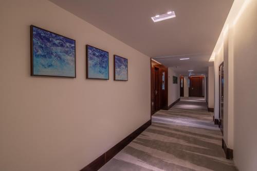 HYGGE Hotel - Chongqing Liangjiang Happiness Plaza & Xingfu Square & GuangdianYuan metro