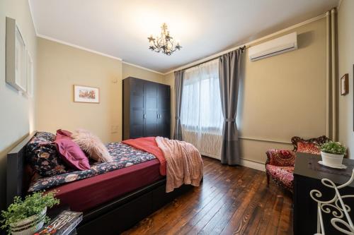 3 BDR - Top Center Artistic Apartment - 115 m2, Sofia (Foto 2)