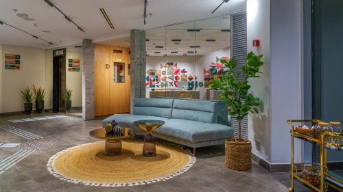로비, Almond Hotel - Adults only in 네베 일란