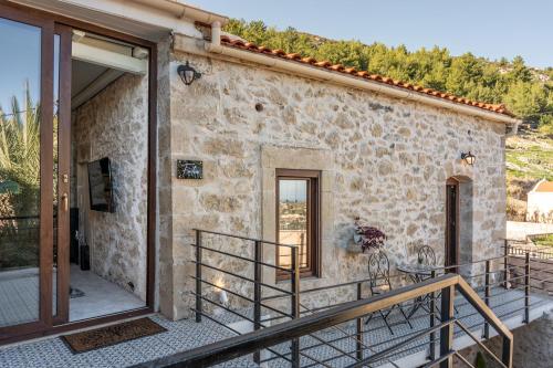 Exterior view, Athali villa in Krousonas