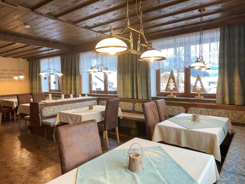 บริการและสิ่งอำนวยความสะดวก, Alte Schmiede in พลัทซ์