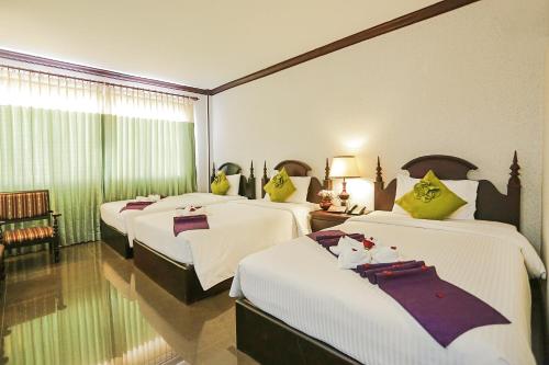 room detail thumbnail 0