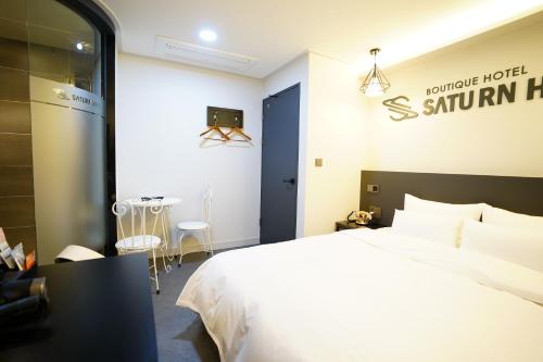 Dongdaemun Saturn Hotel