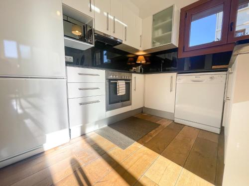 Bonita casa. Gran jardín. Con wifi. (Bonita casa. Gran jardin. Con wifi.) in Bourg-Madame