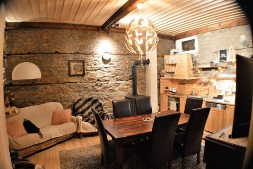 EskiZ - Our stone home, Chepelare (foto 2)