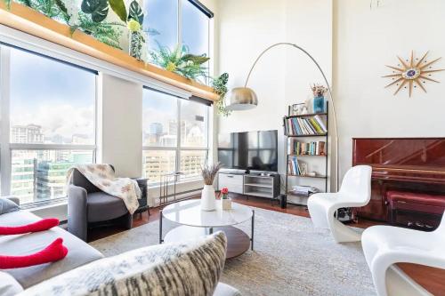 loft in downtown Vancouver with free parking in Vancouver, Canada