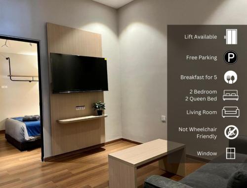 Hotel Brynton at Cameron Centrum Mall