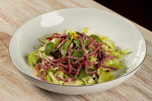 Castle Hill Bungalow by Seven Angels