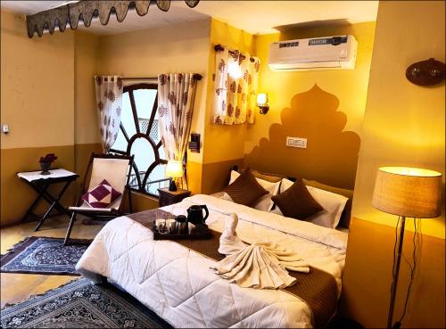 Raj Haveli- A Heritage Samode in สามท