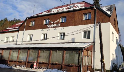 Hotel Schwarz - Nové Hamry