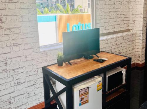 Baan33 check in by yourself code inbox 4fl behind Amazon cafe