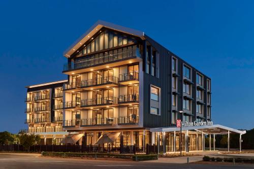 . Hilton Garden Inn Busselton