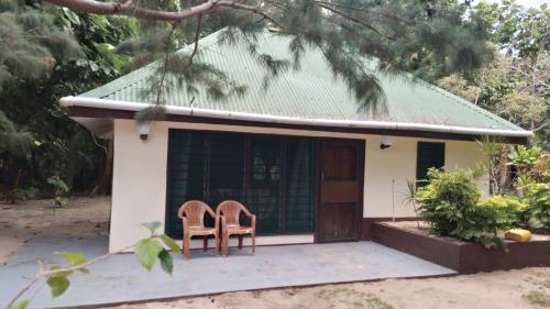 บริการและสิ่งอำนวยความสะดวก, Yasawa Long Beach Hideout Resort in เกาะมาตาคาวา เลวู