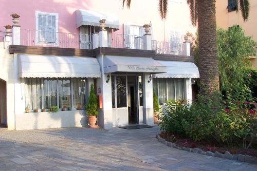 Villa Sacra Famiglia Casa per Ferie Hotel de charme Pampara