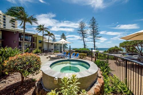 Hear the Sea 2 mins from Coolum beach and shops