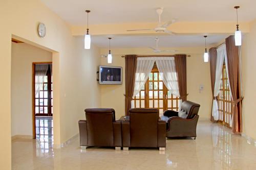 Bluewater Beach Resort 4
