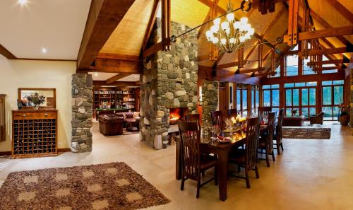 Bar/Lounge, Stonefly Lodge in Stanley Brook