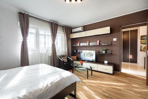 Studio 37 by MRG Apartments - image 13