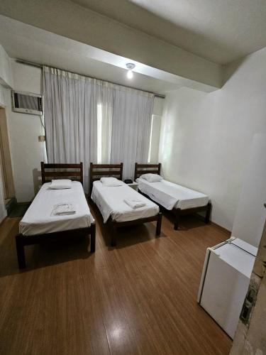 Standard Triple Room room in Hotel Turista