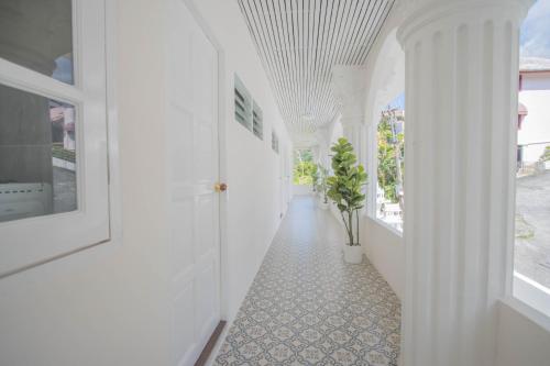 RoomQuest The Peak Patong Hill