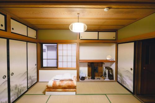 八戸ゲストハウス トセノイエ / Hachinohe Guest House Tosenoie