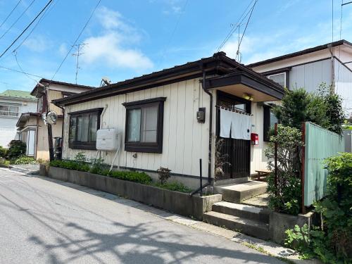 八戸ゲストハウス トセノイエ / Hachinohe Guest House Tosenoie in Hachinohe