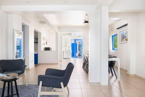 Santorini Villa 9Bd/9B+Pool Beach House @OceanPark - image 11