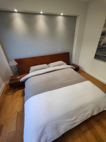 Habitación doble independiente con baño