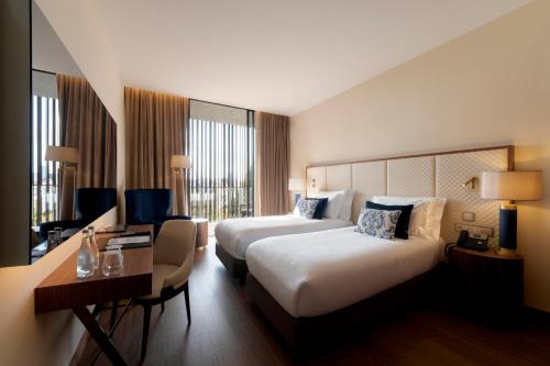 Boeira Garden Hotel Porto Gaia Curio Collection by Hilton - image 2