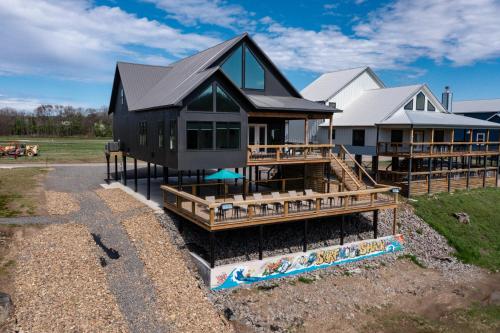 Surf Shack on the Caddo