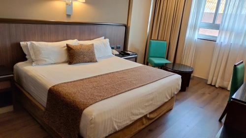 room detail thumbnail 0