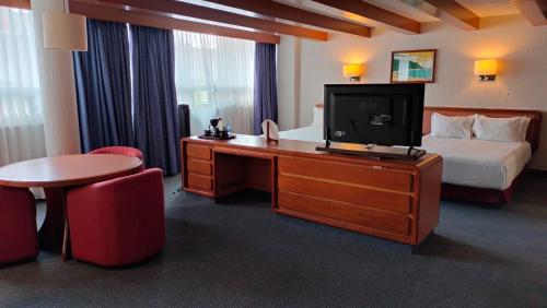 room detail thumbnail 1