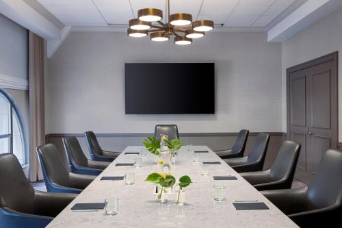 514779715 Kimpton Hotel Monaco Salt Lake City by IHG