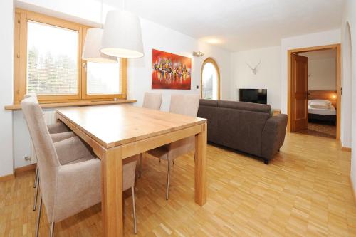 Ferienwohnung mit Terrasse und Fernblick in Tschagguns, Österreich