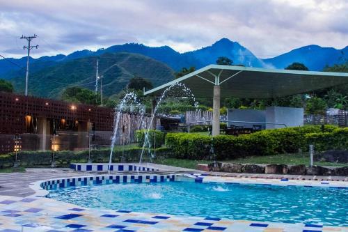 Encantadora finca con viñedos en Rivera Huila