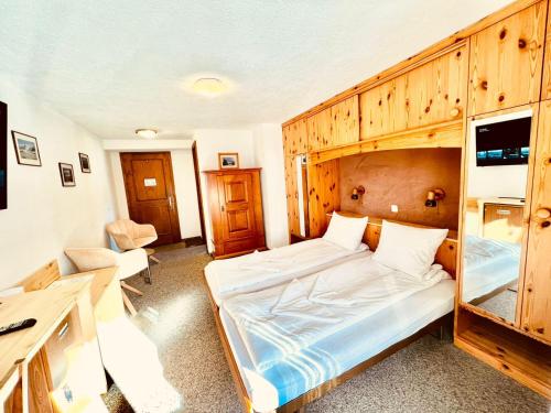 Hotel Old JNN 5