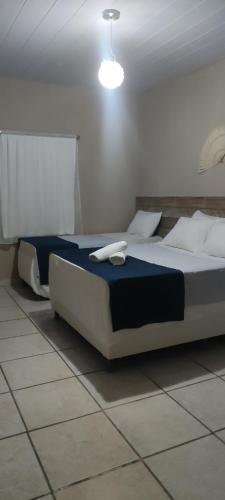 Large Double or Twin Room image 10
