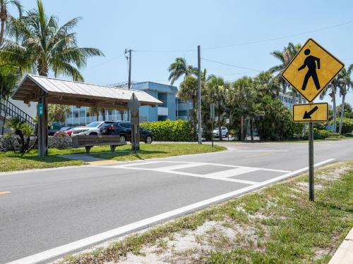 Bollinger Duplex Both Sides – Holmes Beach, FL