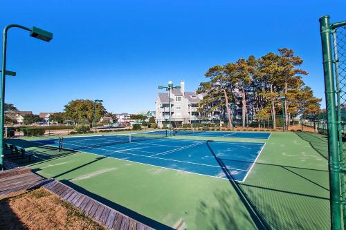 PC431, Above the Wake- Canalfront, Community Pool, Tennis courts and MORE!