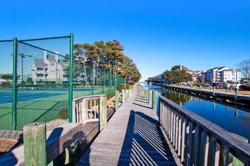 PC431, Above the Wake- Canalfront, Community Pool, Tennis courts and MORE!