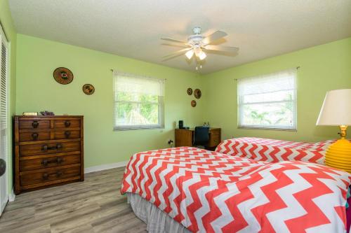 A Wright Place – Holmes Beach, FL