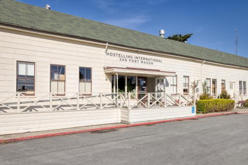 HI San Francisco Fisherman's Wharf Hostel – San Francisco, CA