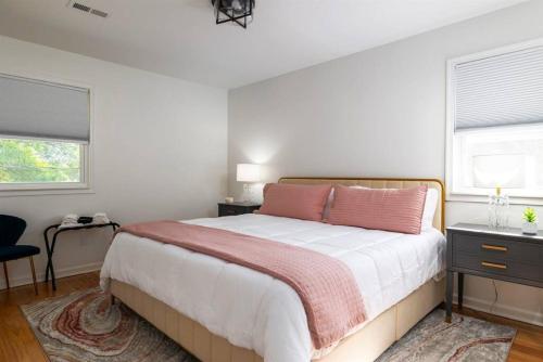 Chic 2BR Durham Haven - Walk to Duke