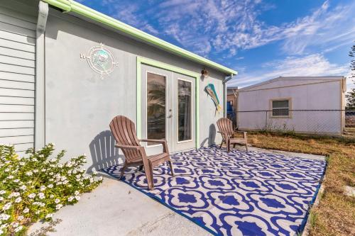 Flamingo Bay Cottage cottage in Saint James City