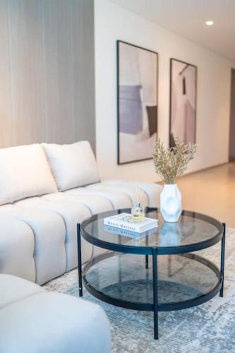 The Legend Fashionable 2 Bed Apartment in Downtown - image 6
