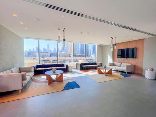 The Treasury Distinguished 1 Bed Apartment in Downtown - image 14