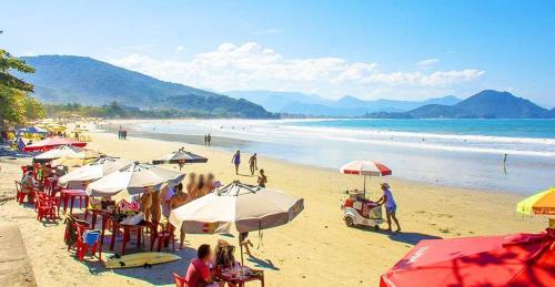 Casa Praia das Toninhas – khách sạn tại Praia das Toninhas