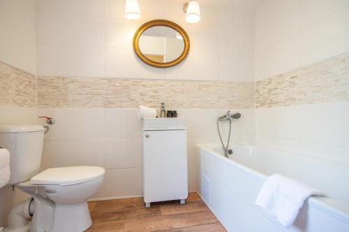 Nice room with double bed in zizkov - shared bathroom, Praga (zdjęcie 5)